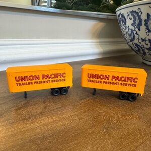 Vintage 70's Tyco HO Scale Union Pacific Trailer Freight Service Lot Of 2